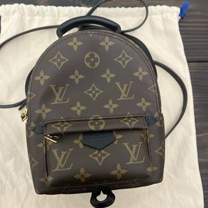 SORRY NOT FOR SALE ANYMORE. SOLD in other platform